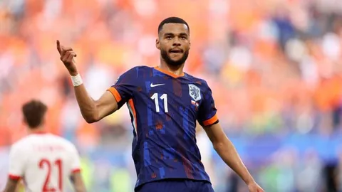 孙继海呼吁：足球青少年培养需摒弃急功近利心态